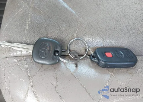 2002 Toyota Camry Xle V6 из США, поврежденный, VIN 4T1BF30K02U534018